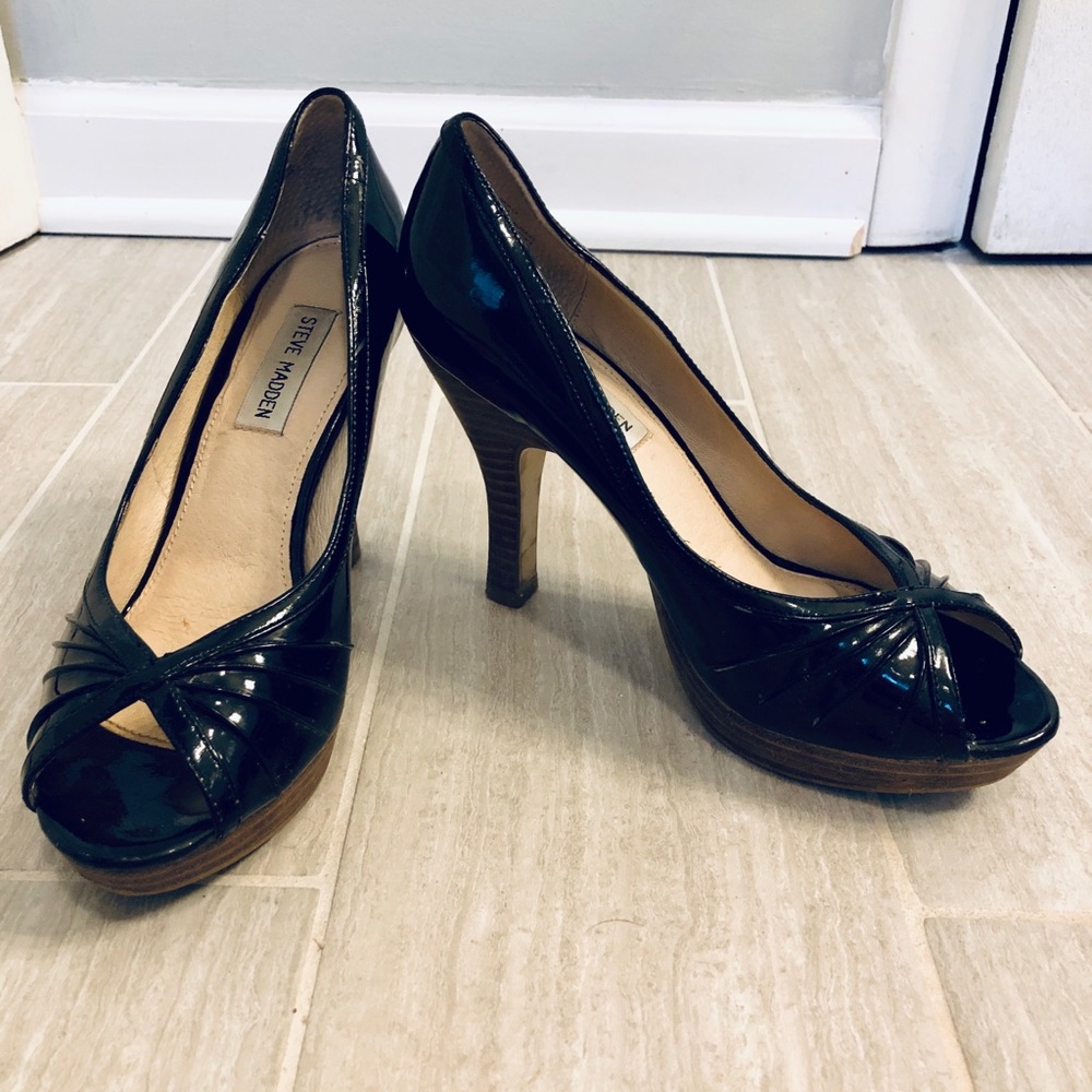 Steve Madden Black Peep-Toe Heels